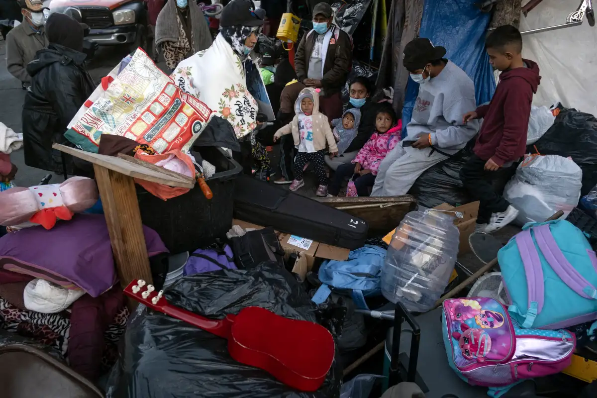 Encuentran A Migrantes Centroamericanos Hacinados En Un Hotel De México